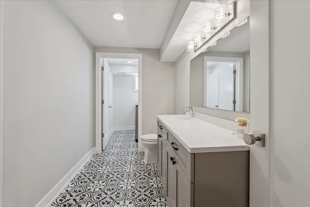 $2,888,000 | 331 Sheridan Road, Winnetka, IL 60093