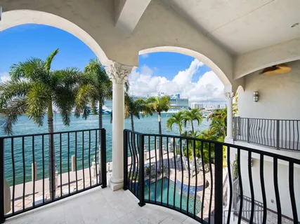 $6,950,000 | 1965 Southeast 21st Avenue, Fort Lauderdale, FL 33316