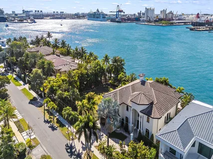 $6,950,000 | 1965 Southeast 21st Avenue, Fort Lauderdale, FL 33316