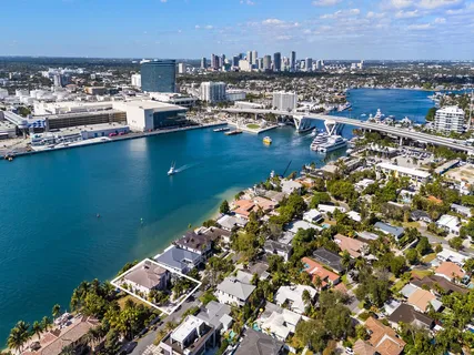 $6,950,000 | 1965 Southeast 21st Avenue, Fort Lauderdale, FL 33316