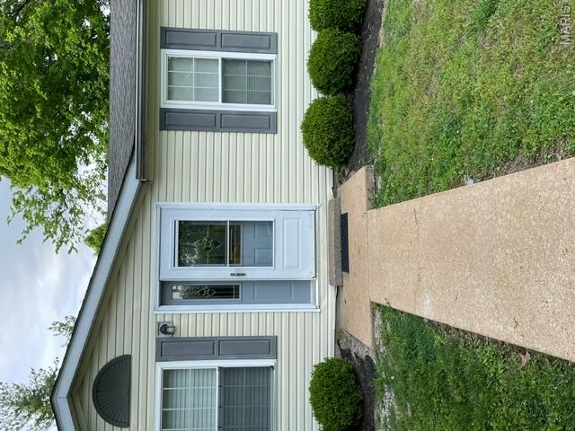 12441 Ladue Road Creve Coeur, MO 63141 - Photo 2 of 15