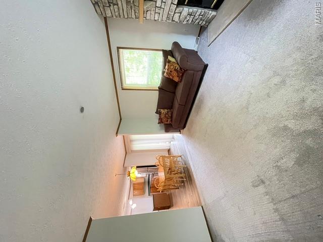 12441 Ladue Road Creve Coeur, MO 63141 - Photo 9 of 15