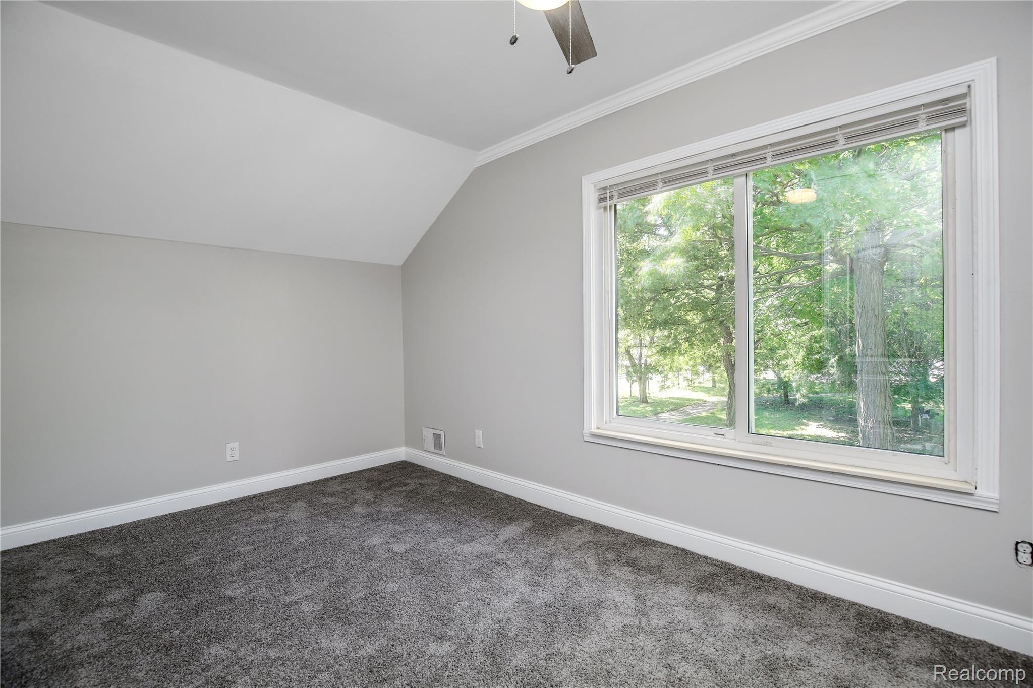 14340 Ashton Road Detroit, MI 48223 - Photo 24 of 37 14340+Ashton+Rd+Detroit-18-original.jpg