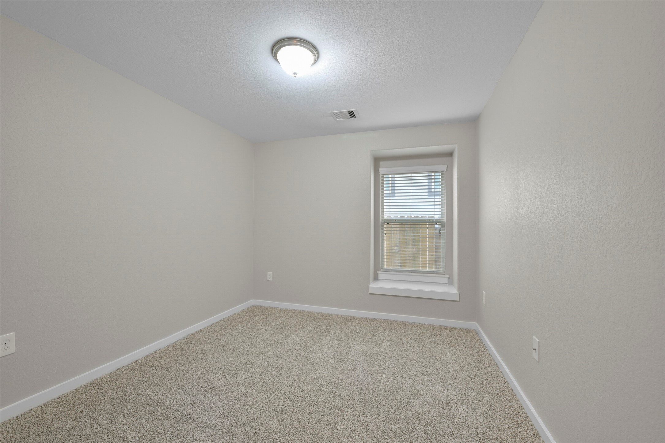 6911 Rosemont Court Rosharon, TX 77583 - Photo 26 of 39