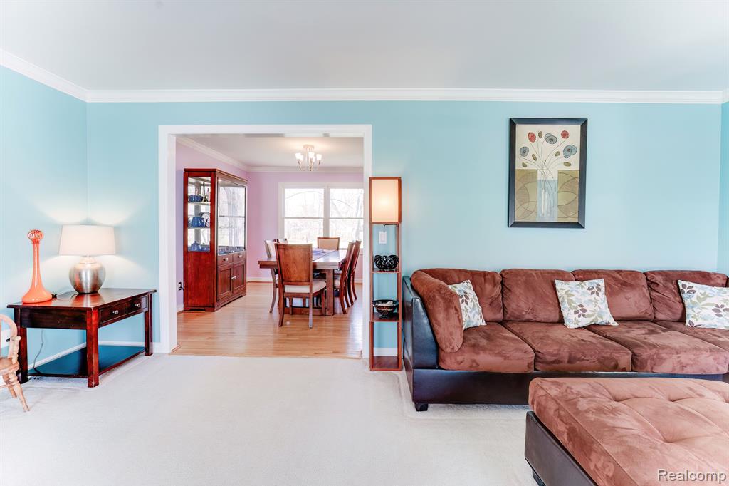 731 Dunedin Drive Rochester Hills, MI 48309 - Photo 10 of 44