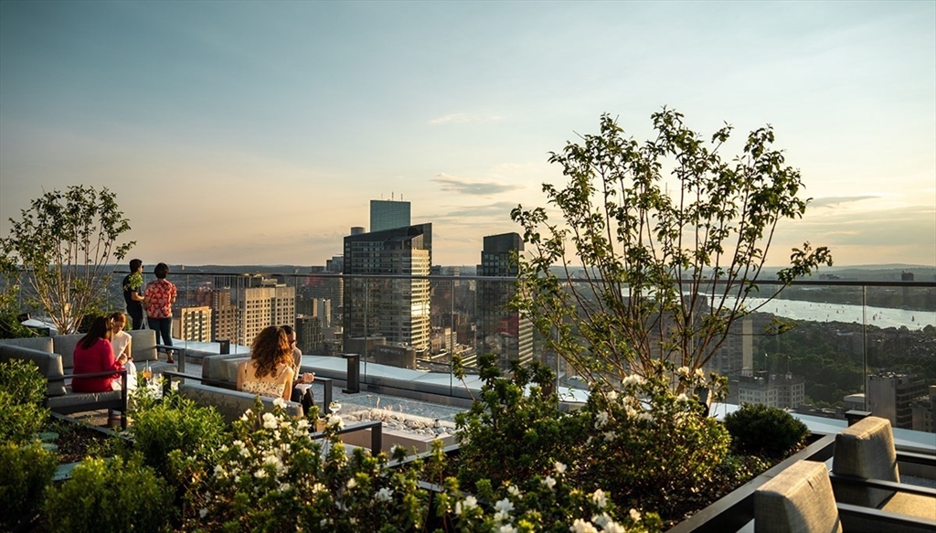 240 Devonshire Street, Unit 5514 Boston, MA 02110 - Photo 12 of 26 a picture of city view