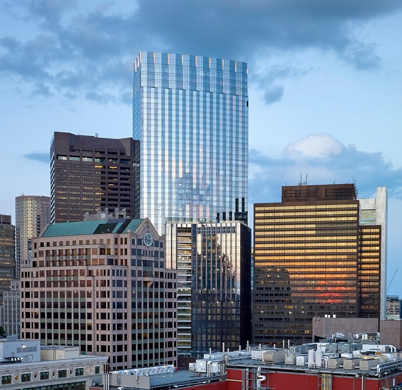 240 Devonshire Street, Unit 5514 Boston, MA 02110 - Photo 26 of 26 a front view of a building