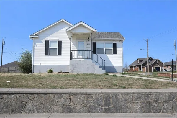 $179,900 | 2402 South Kentucky Avenue, Joplin, MO 64804