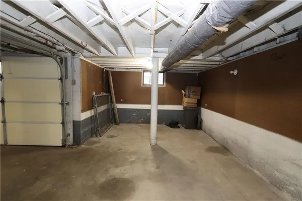 $179,900 | 2402 South Kentucky Avenue, Joplin, MO 64804