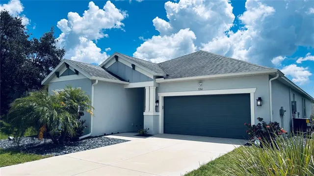 a front view of house with yard