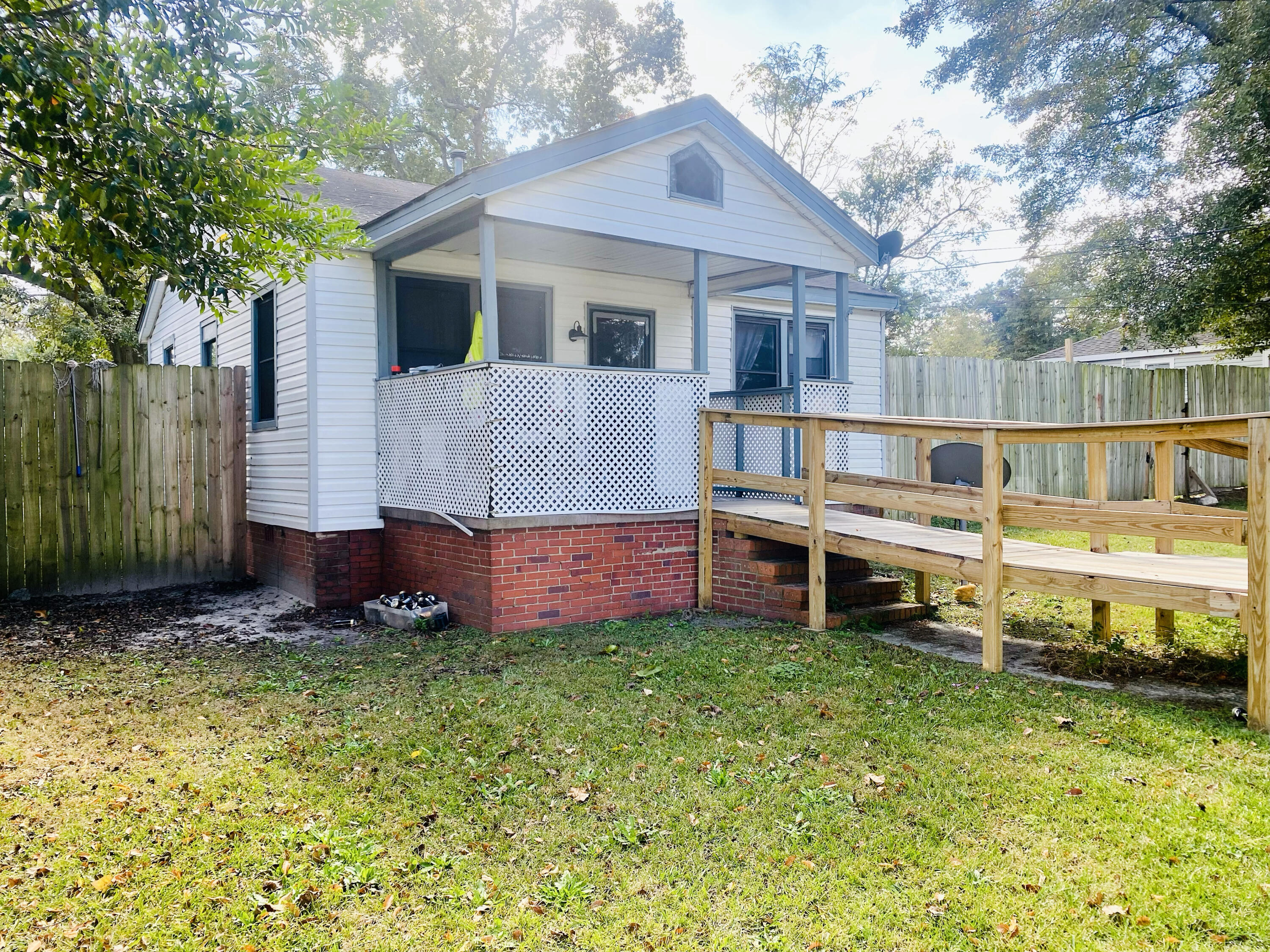 2104 Howard Road Augusta, GA 30906 - Photo 2 of 14 2104 Howard_Exterior Left
