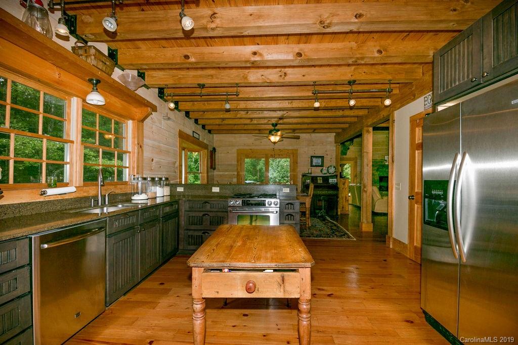 40 Butler Ridge Hendersonville, NC 28792 - Photo 12 of 24 Gallery Image 12