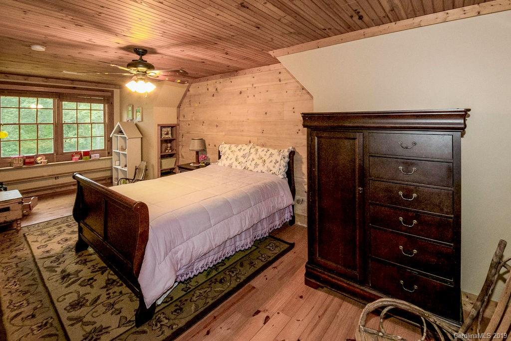 40 Butler Ridge Hendersonville, NC 28792 - Photo 20 of 24 Gallery Image 20