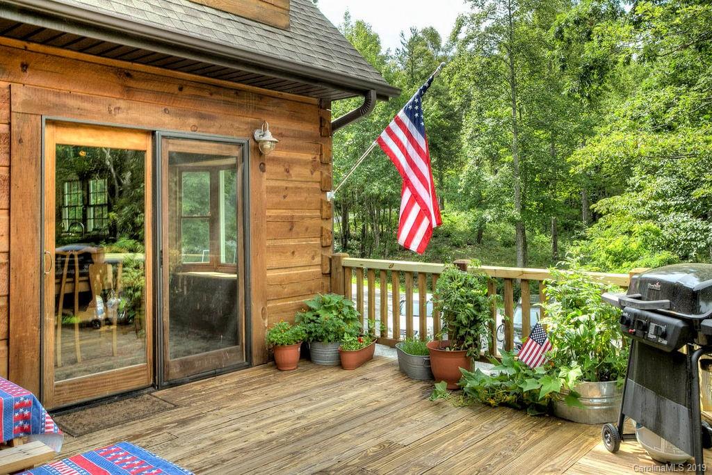 40 Butler Ridge Hendersonville, NC 28792 - Photo 3 of 24 Gallery Image 3
