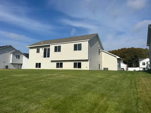 $369,900 | 3454 237th Avenue Northwest, St. Francis, MN 55070