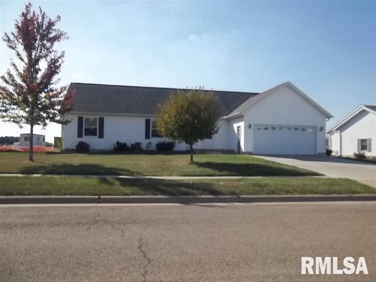 1500 11th Street Northwest Clinton, IA 52732 - Photo 1 of 20