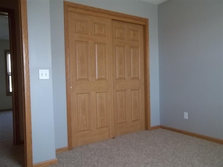 1500 11th Street Northwest Clinton, IA 52732 - Photo 11 of 20