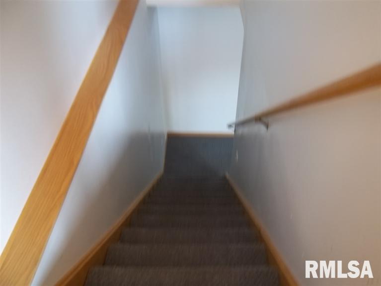 1500 11th Street Northwest Clinton, IA 52732 - Photo 15 of 20