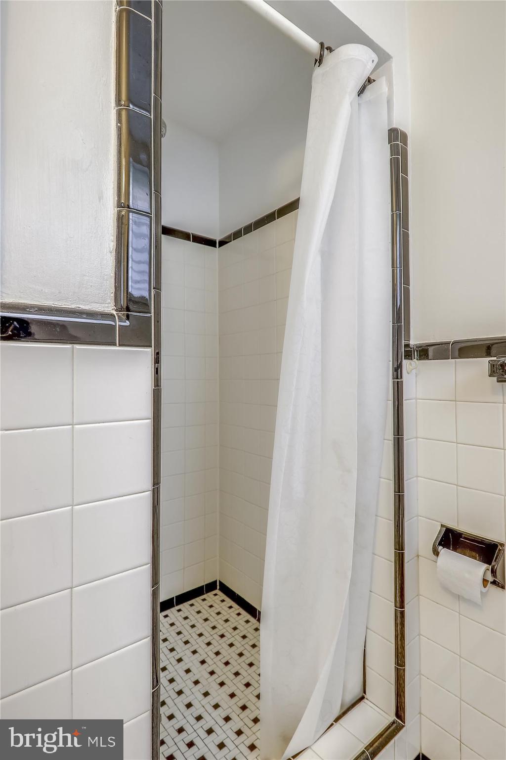 3303 Winnett Road Chevy Chase, MD 20815 - Photo 34 of 54 Gallery Image 34