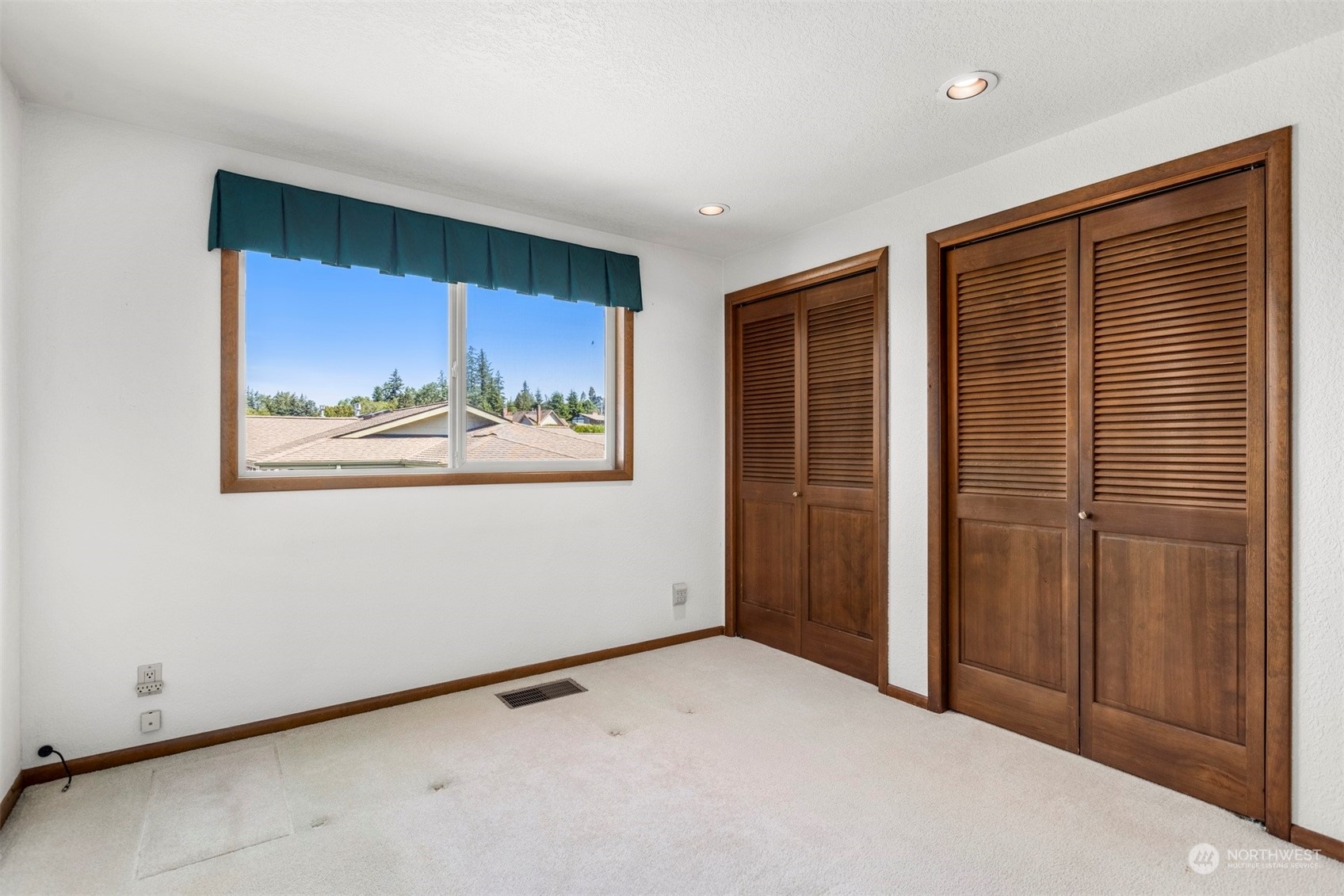 623 Briar Road Bellingham, WA 98225 - Photo 27 of 40 a view of an empty room with a window