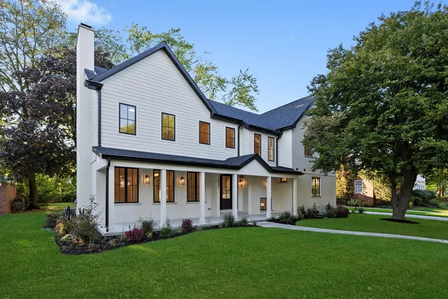 $1,895,000 | 1037 Belleforte Avenue, Oak Park, IL 60302
