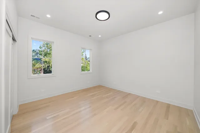 $1,895,000 | 1037 Belleforte Avenue, Oak Park, IL 60302