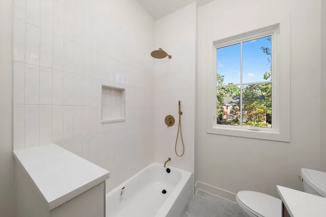 $1,895,000 | 1037 Belleforte Avenue, Oak Park, IL 60302