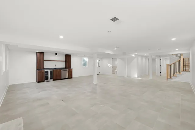 $1,895,000 | 1037 Belleforte Avenue, Oak Park, IL 60302