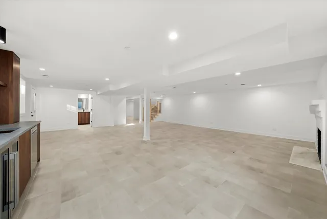 $1,895,000 | 1037 Belleforte Avenue, Oak Park, IL 60302