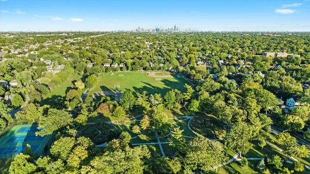 $1,895,000 | 1037 Belleforte Avenue, Oak Park, IL 60302