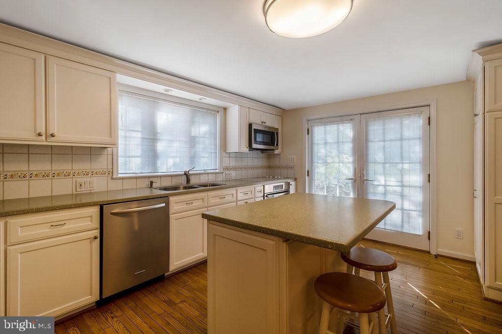 4428 Park Road Alexandria, VA 22312 - Photo 18 of 56 Gallery Image 18