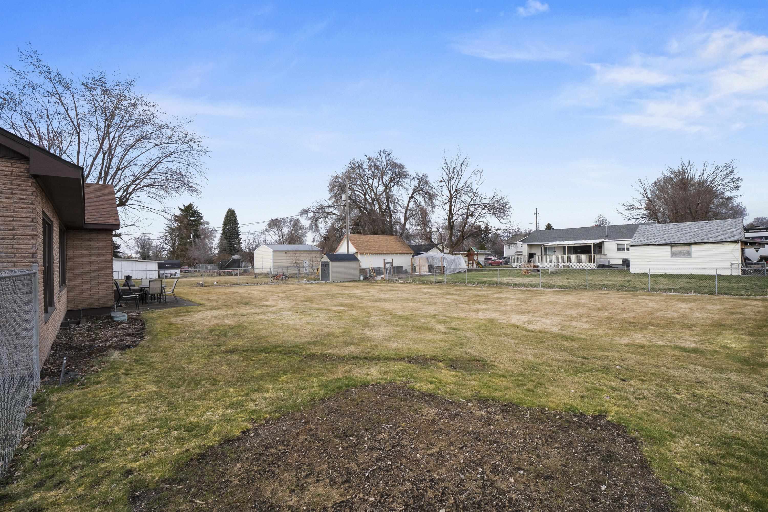 16427 East Riverside Avenue Spokane Valley, WA 99037 - Photo 33 of 45