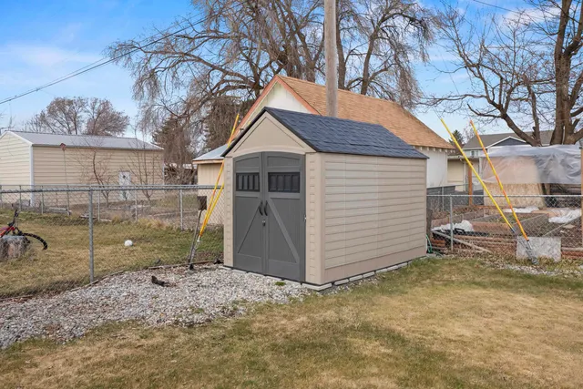 $399,900 | 16427 East Riverside Avenue, Spokane Valley, WA 99037