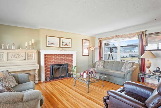 $399,900 | 16427 East Riverside Avenue, Spokane Valley, WA 99037