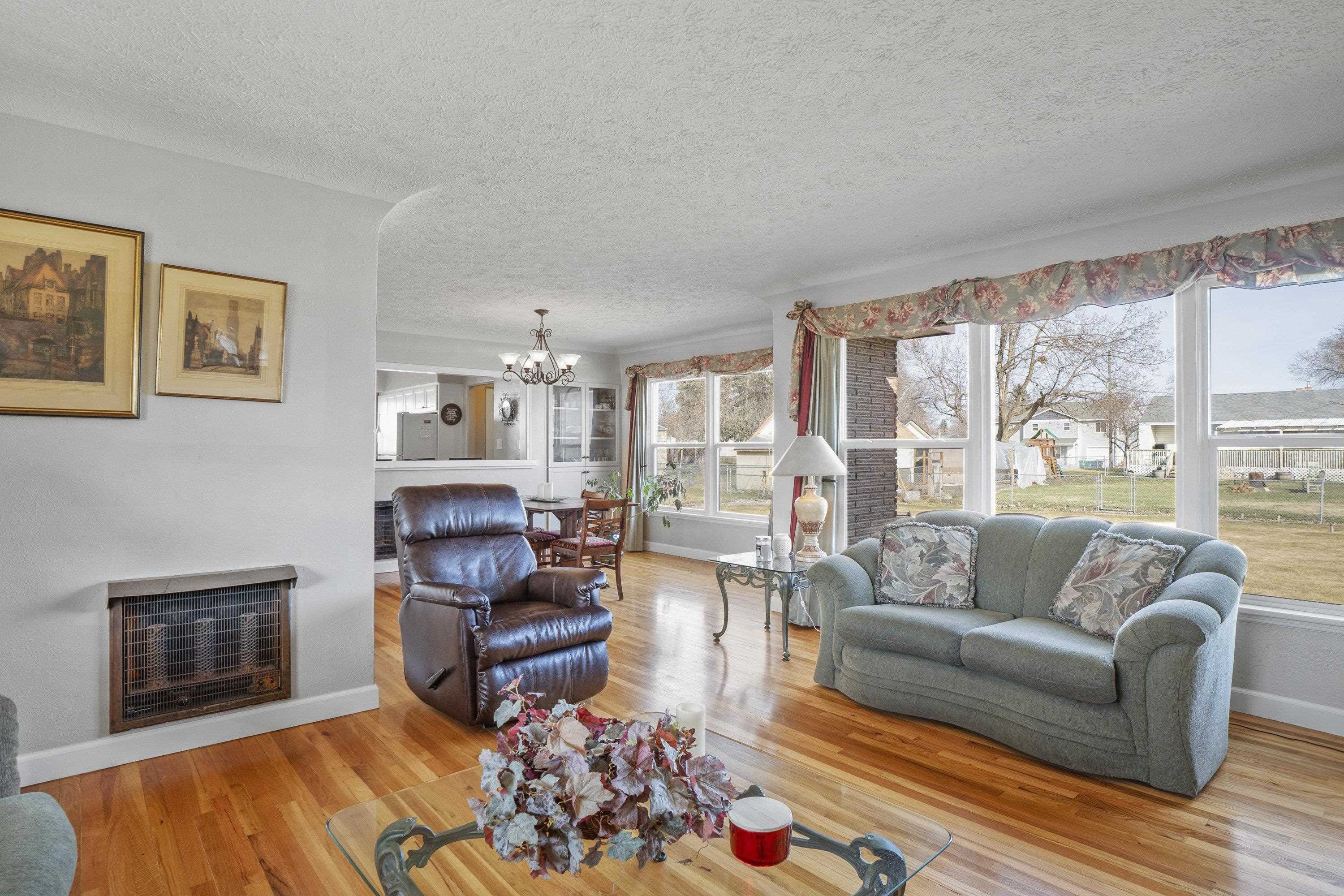 16427 East Riverside Avenue Spokane Valley, WA 99037 - Photo 7 of 45