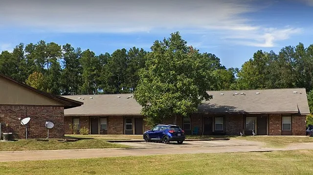 $570 | 8396 Kurthwood Road, Leesville, LA 71446