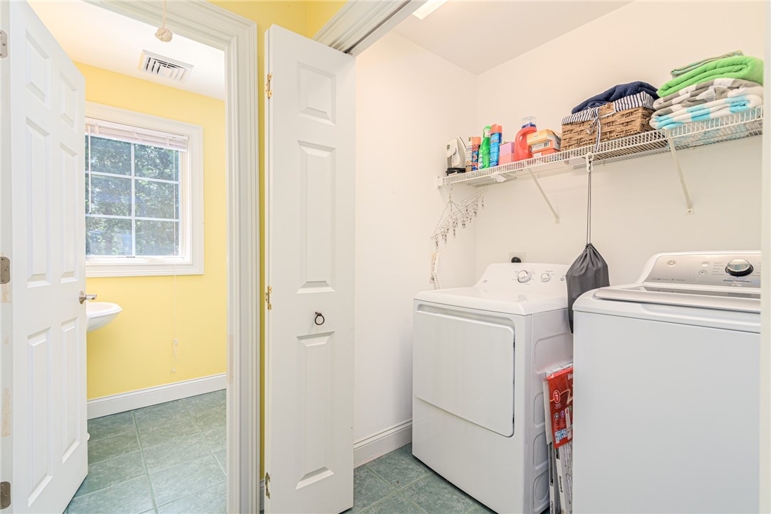 12 Meadow Ridge Road Westerly, RI 02891 - Photo 34 of 48