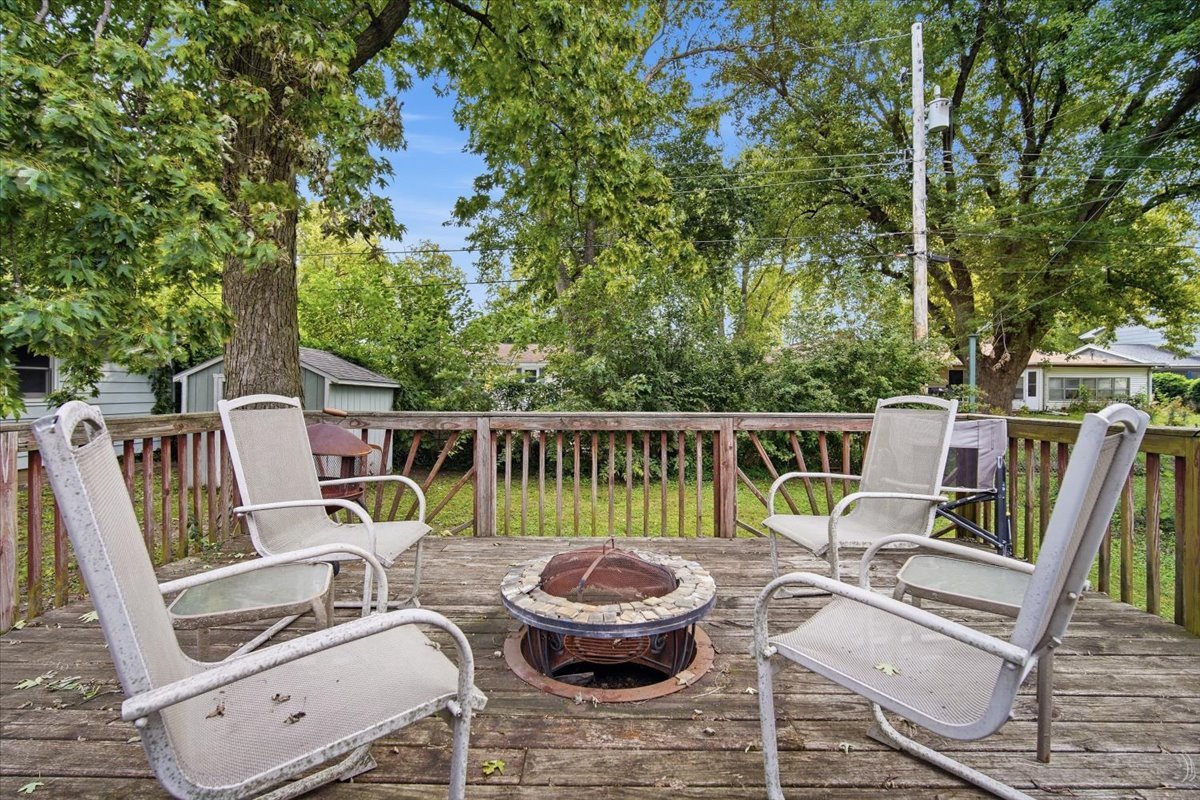 912 Parmon Road Bloomington, IL 61701 - Photo 32 of 36 Gallery Image 32