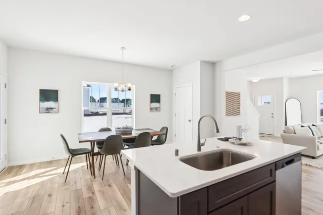 $400,000 | 1498 Olde Highlander Drive, Oconomowoc, WI 53066