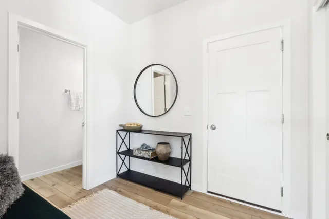 $400,000 | 1498 Olde Highlander Drive, Oconomowoc, WI 53066