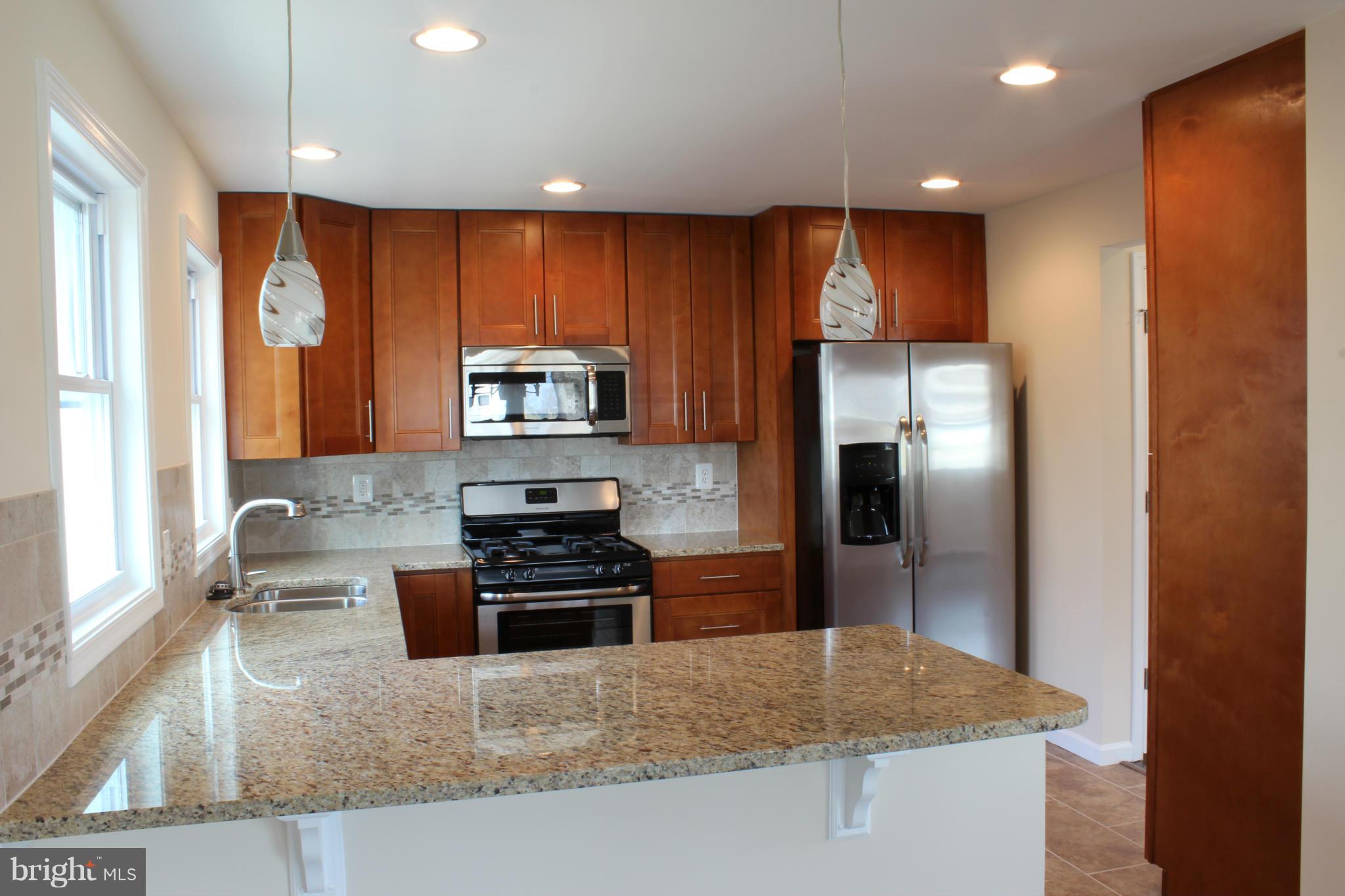 7108 Reservoir Road Springfield, VA 22150 - Photo 5 of 30 Kitchen