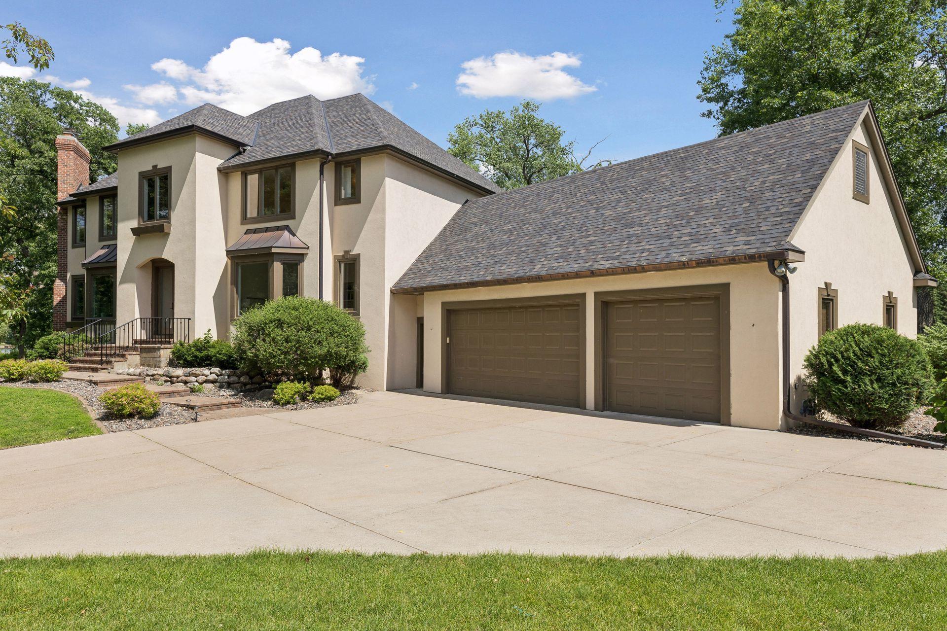 8803 Cove Pointe Road Eden Prairie, MN 55347 - Photo 11 of 71