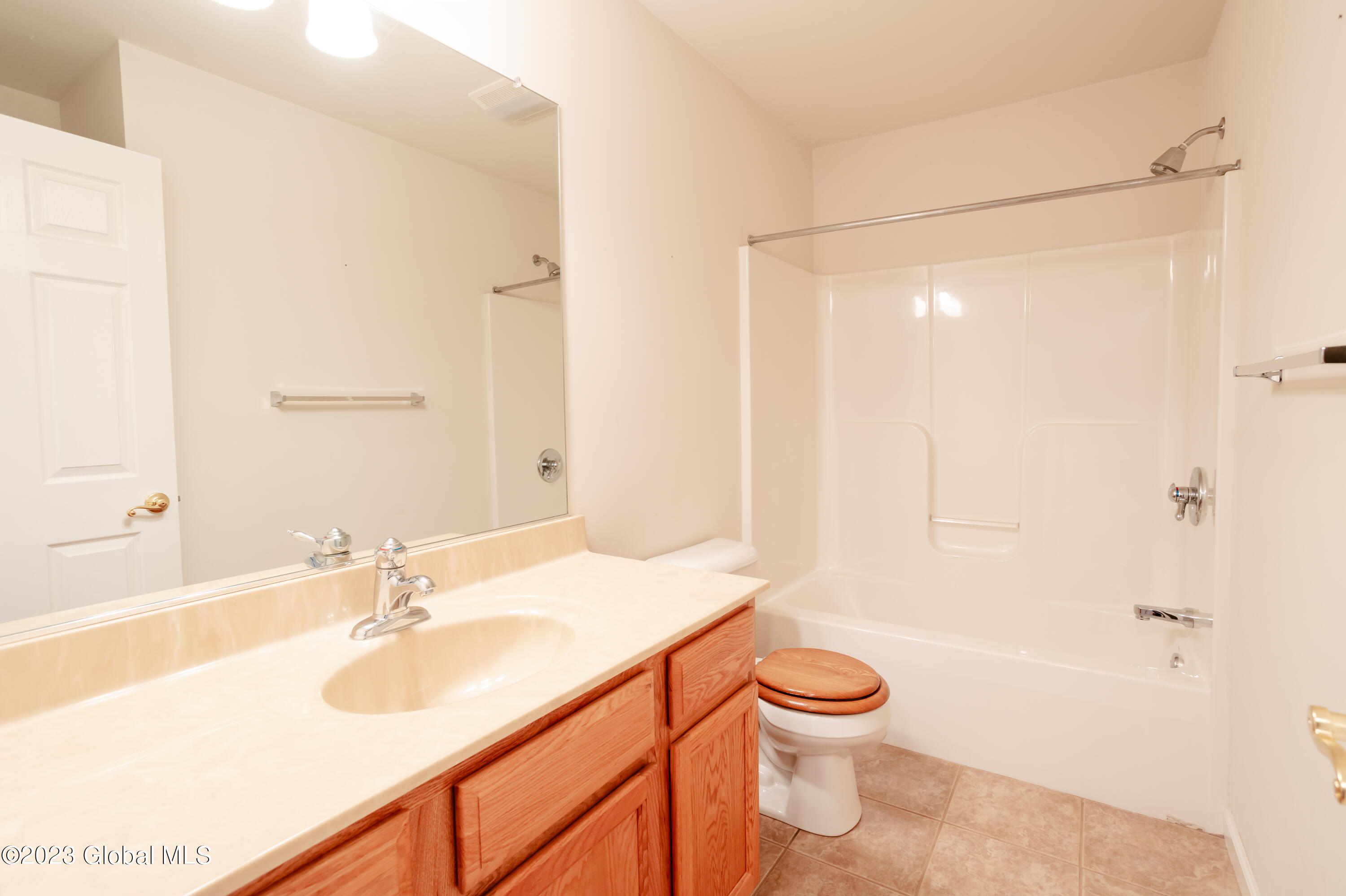 361 Gansevoort Road Moreau, NY 12828 - Photo 21 of 35 Bath