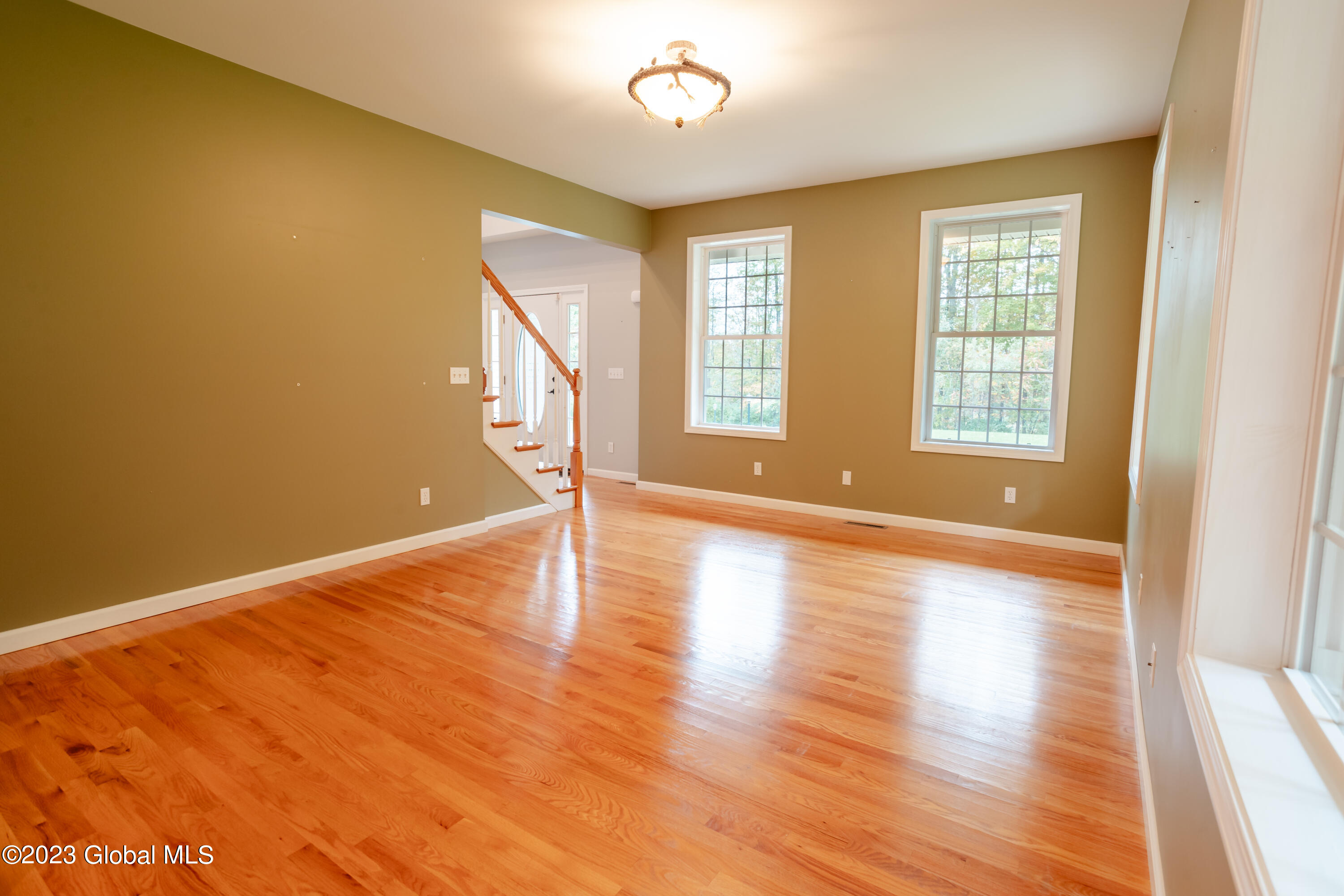 361 Gansevoort Road Moreau, NY 12828 - Photo 5 of 35 Living Room