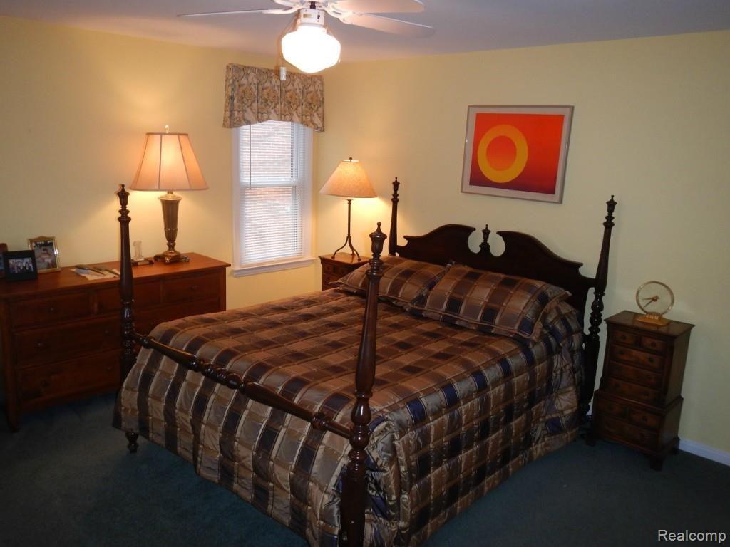 1383 Whittier Road Grosse Pointe, MI 48230 - Photo 10 of 18 DSCN0069.jpg