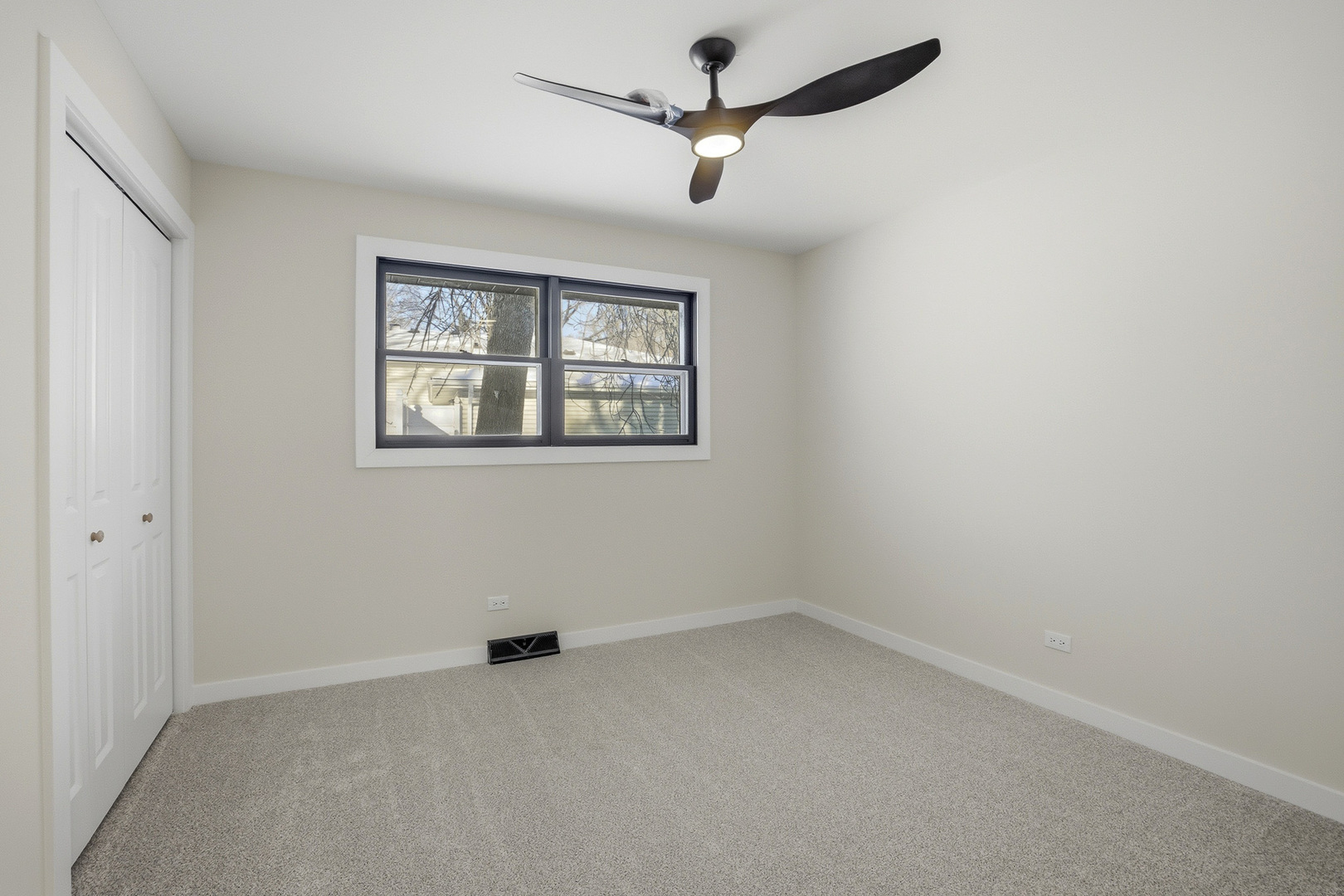 48 Starling Lane Naperville, IL 60565 - Photo 8 of 13