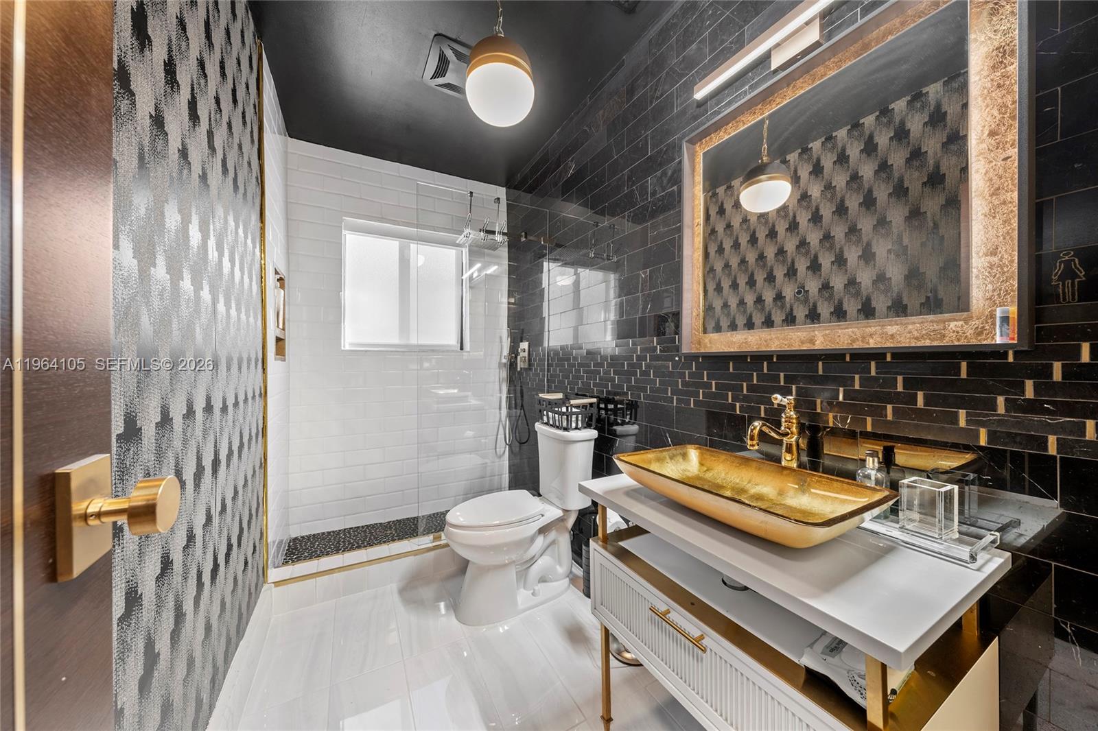 8030 Noremac Avenue Miami Beach, FL 33141 - Photo 13 of 20