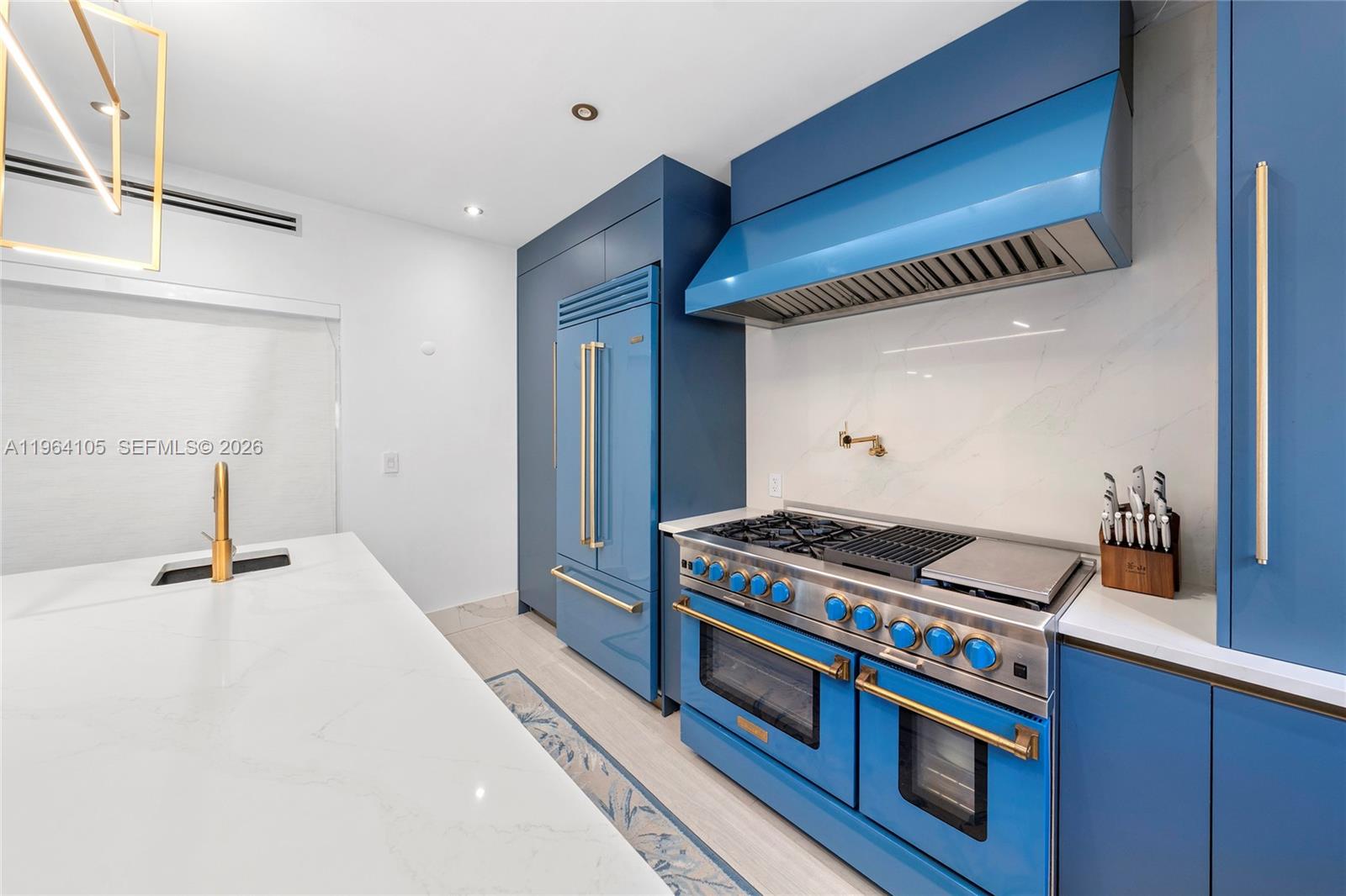 8030 Noremac Avenue Miami Beach, FL 33141 - Photo 5 of 20