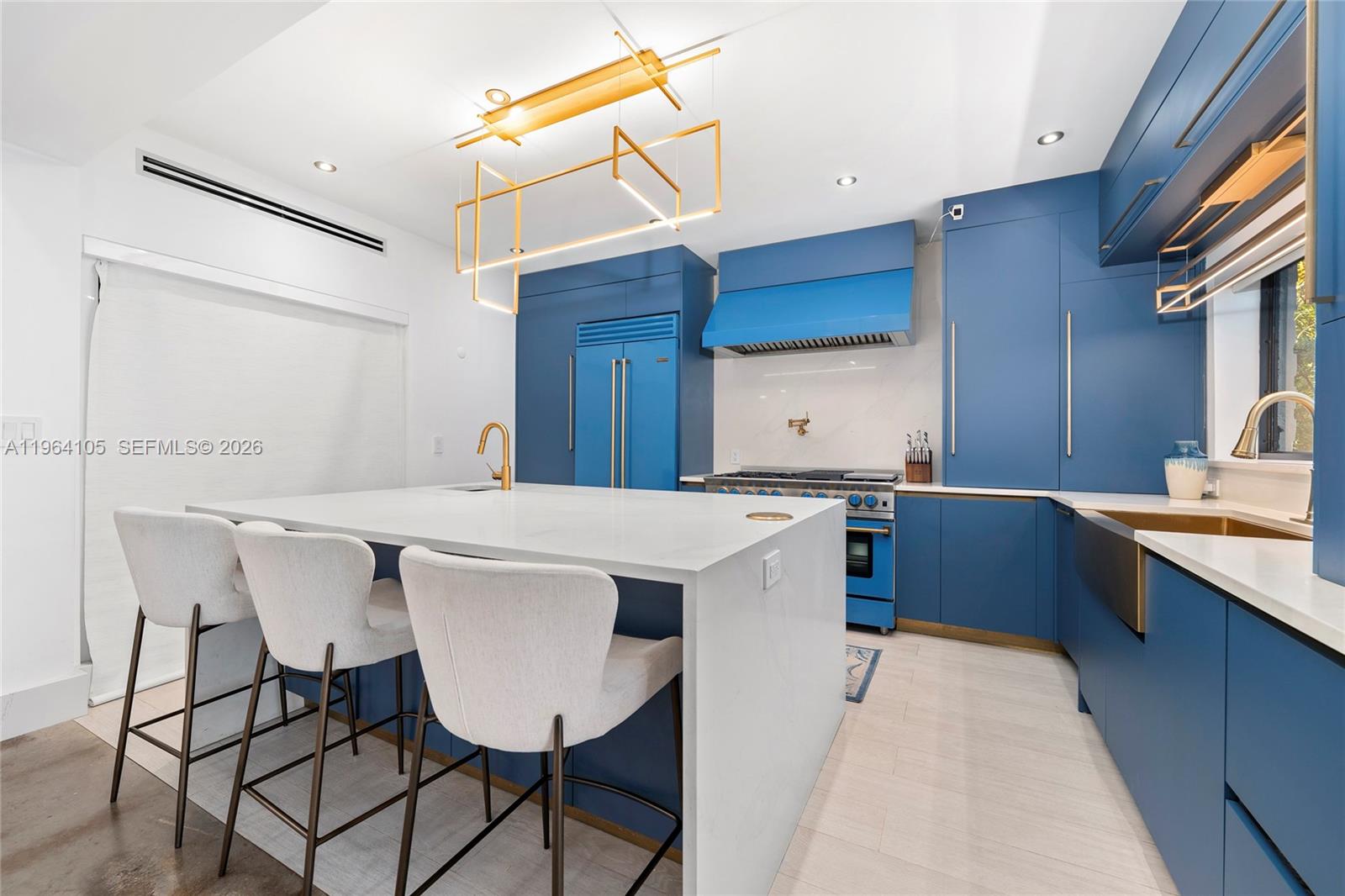 8030 Noremac Avenue Miami Beach, FL 33141 - Photo 7 of 20