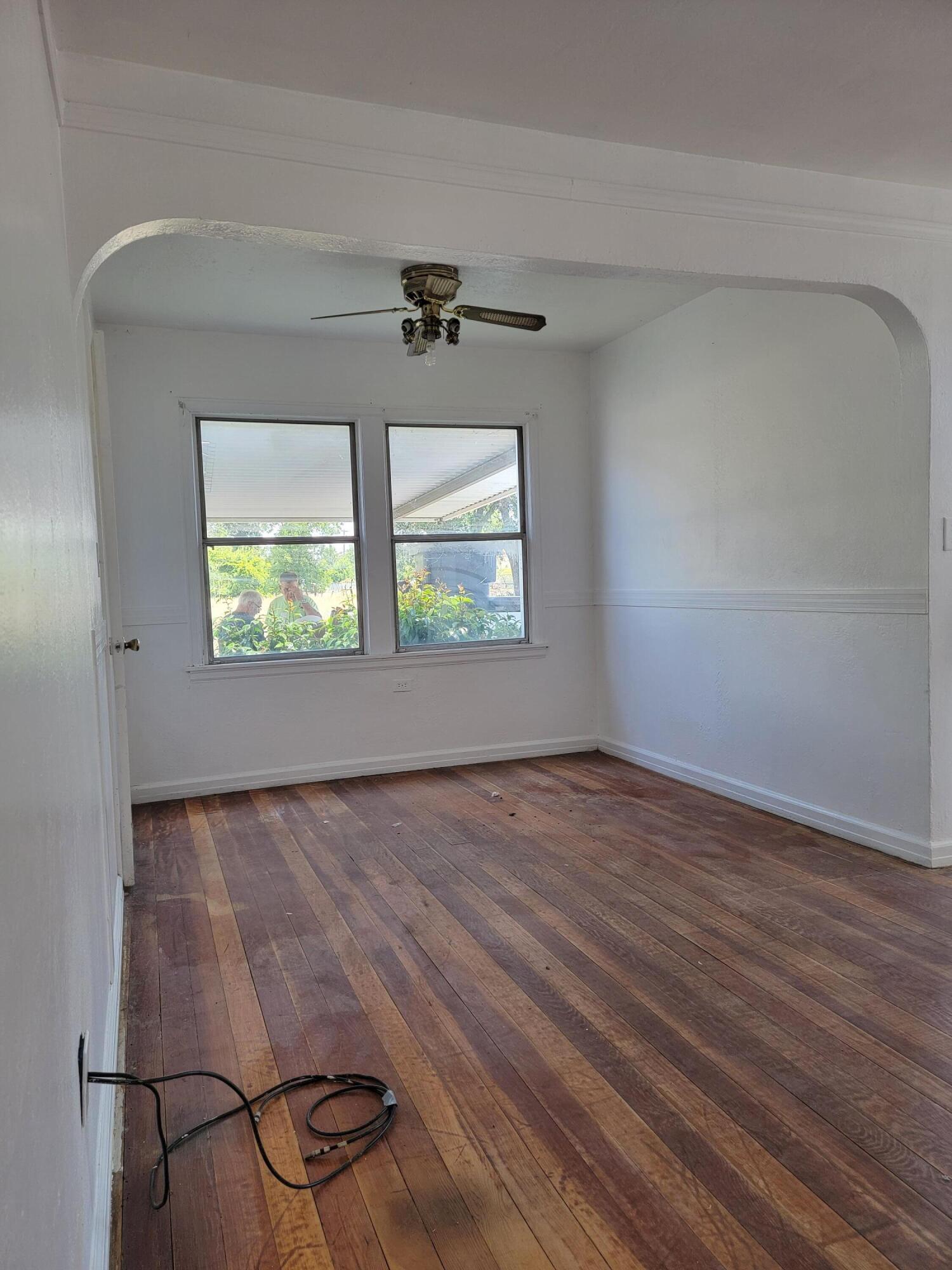 3940 Riverside Avenue Anderson, CA 96007 - Photo 6 of 15 Dining rm